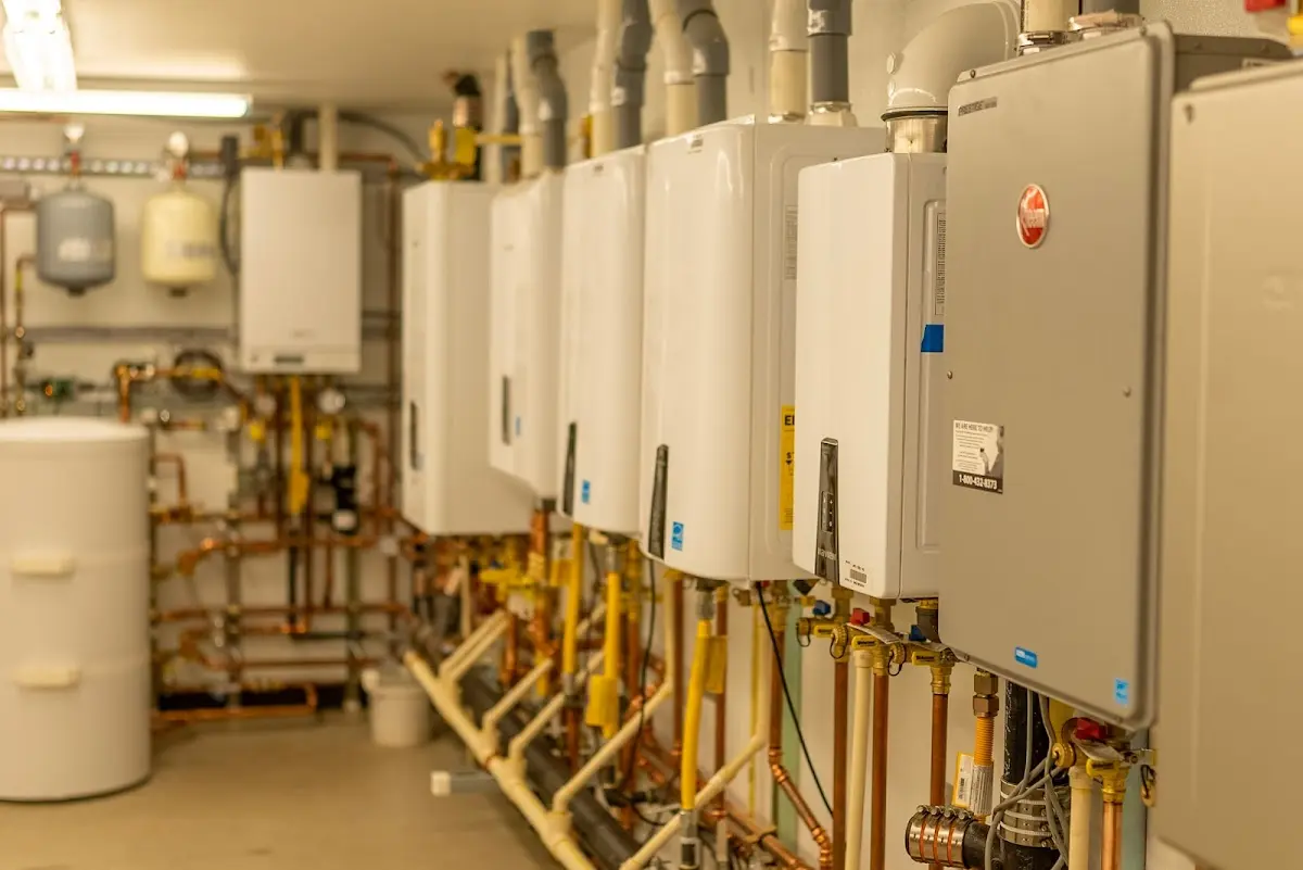 Plumbing services in Cutler, CA